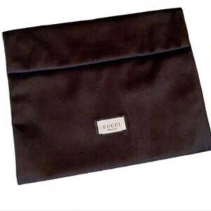 GUCCI Beauty Authentic Velvet Makeup Pouch Pochette Clutch cosmetic Toiletry Bag